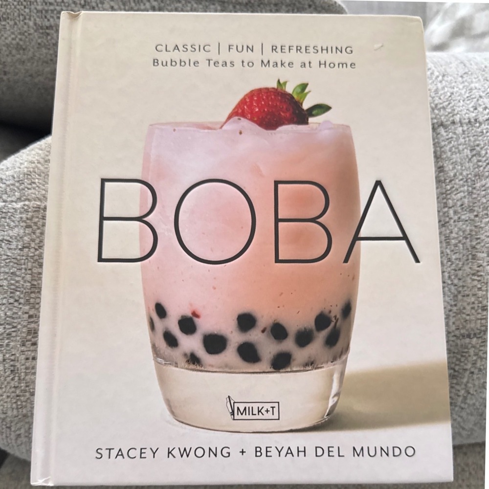 New Hardcover BOBA Cookbook Classic Fun‎ Refreshing Bubble Teas At Home Recipes